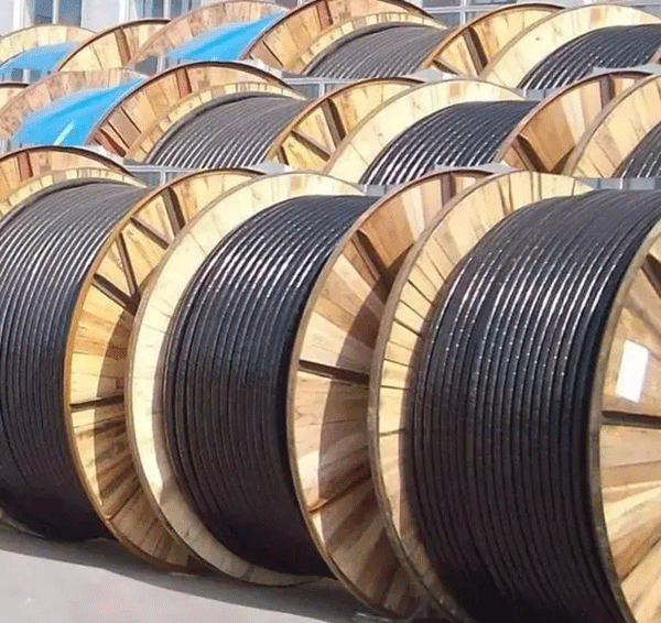 變頻電機(jī)對(duì)地故障案例分析——西安泰富西瑪電機(jī)(西安西瑪電機(jī)集團(tuán)股份有限公司)官方網(wǎng)站 變頻電機(jī)對(duì)地故障案例分析——西安泰富西瑪電機(jī)(西安西瑪電機(jī)集團(tuán)股份有限公司)官方網(wǎng)站