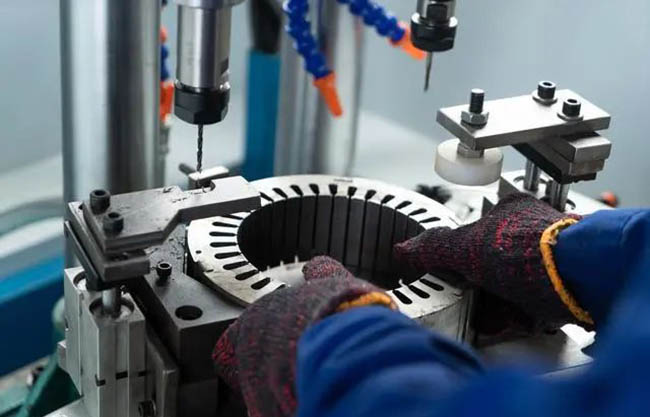 3種減輕電機(jī)重量和提高效率的方法？